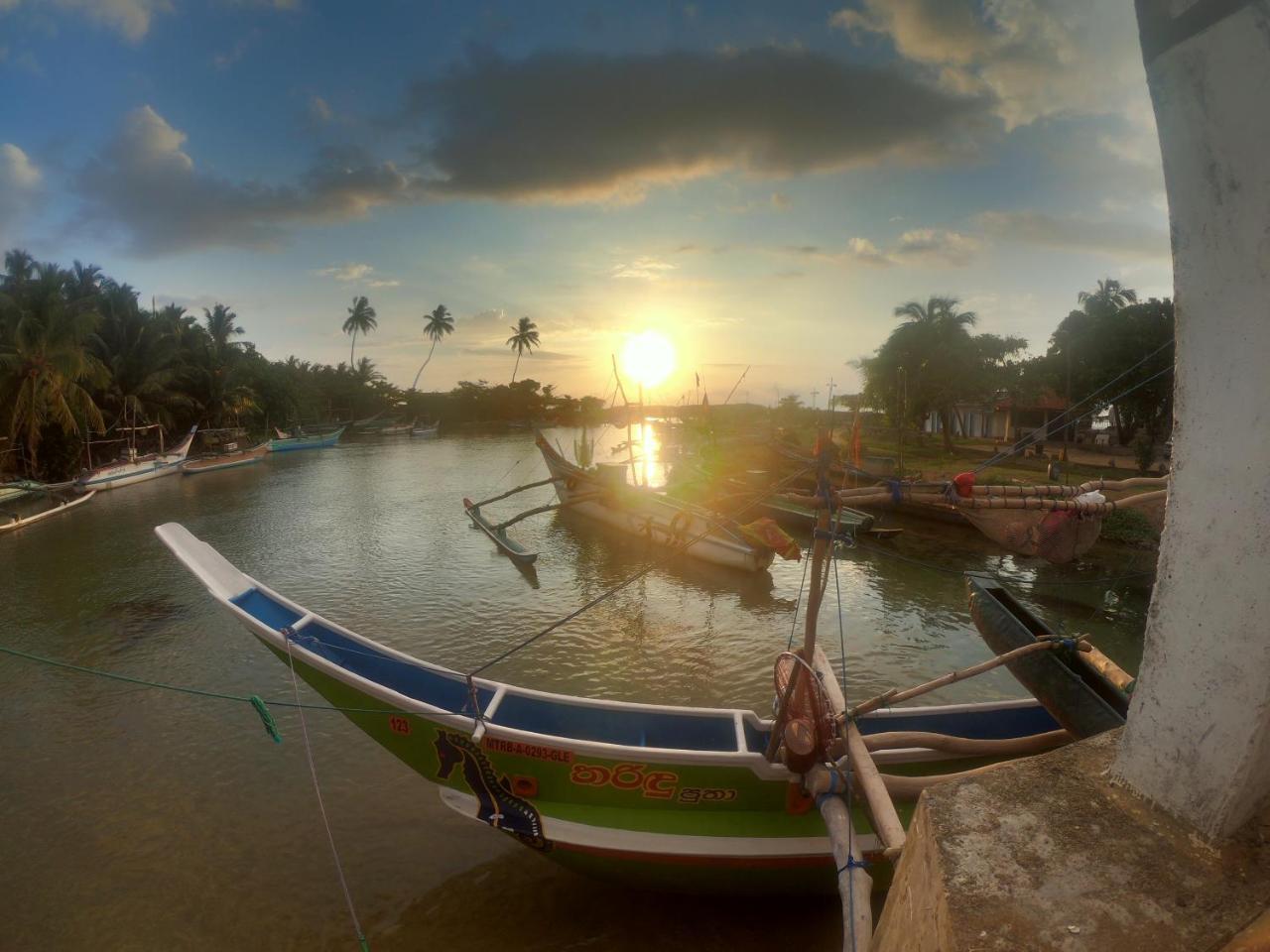 Nature Cabanas & Floating Restaurant Galle Exteriör bild